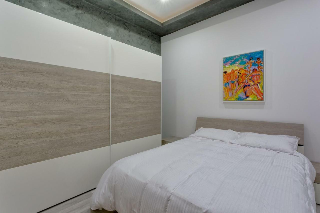 Stylish 3Br Apartment, Fantastic Location In Sliema Esterno foto