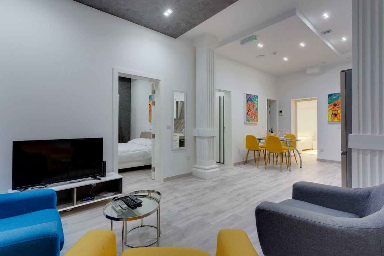 Stylish 3Br Apartment, Fantastic Location In Sliema Esterno foto