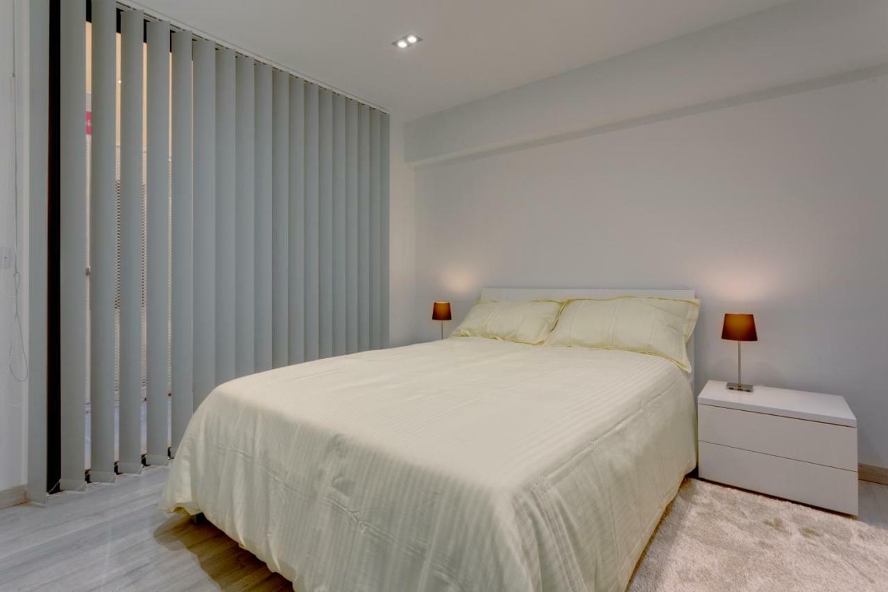 Stylish 3Br Apartment, Fantastic Location In Sliema Esterno foto